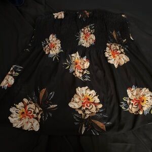 Women’s SHEIN Curve 3XL strapless top with elasticized bodice black with flowers